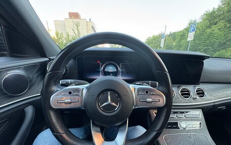 Mercedes-Benz E-Класс, 2018 год, 3 580 000 рублей, 15 фотография