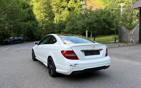 Mercedes-Benz C-Класс, 2012 год, 950 000 рублей, 4 фотография