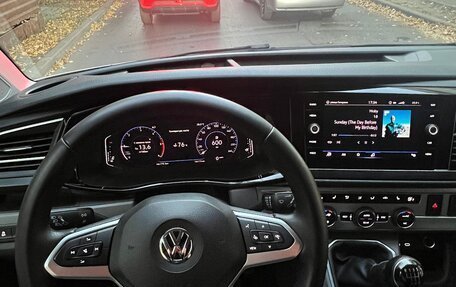 Volkswagen Caravelle T6 рестайлинг, 2020 год, 4 500 000 рублей, 9 фотография