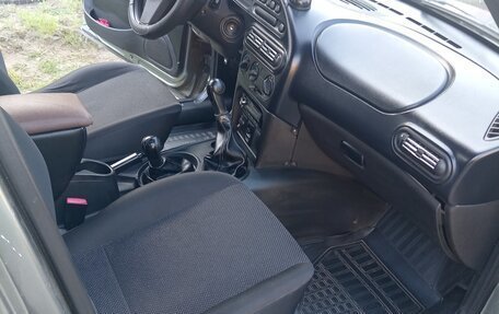 Chevrolet Niva I рестайлинг, 2015 год, 740 000 рублей, 7 фотография