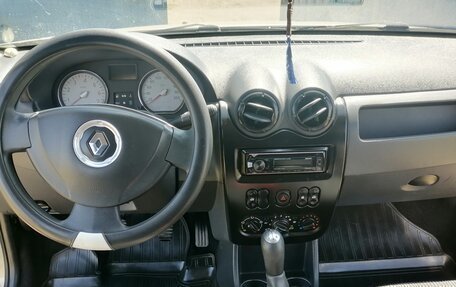 Renault Sandero II рестайлинг, 2014 год, 690 000 рублей, 8 фотография