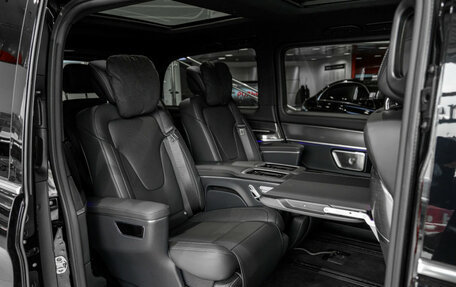 Mercedes-Benz V-Класс, 2024 год, 17 200 000 рублей, 9 фотография