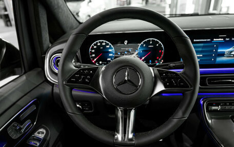 Mercedes-Benz V-Класс, 2024 год, 17 200 000 рублей, 15 фотография