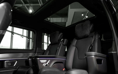 Mercedes-Benz V-Класс, 2024 год, 17 200 000 рублей, 21 фотография