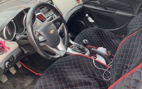 Chevrolet Cruze II, 2012 год, 850 000 рублей, 2 фотография
