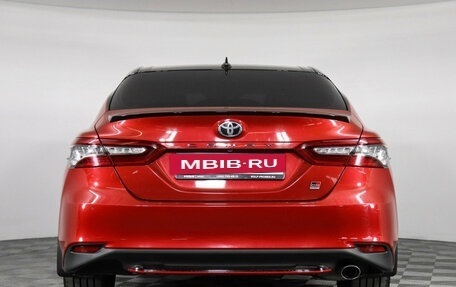 Toyota Camry, 2021 год, 3 697 000 рублей, 6 фотография