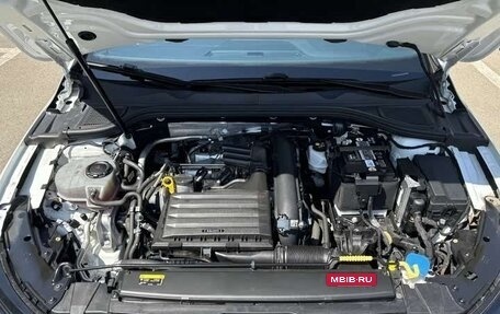 Volkswagen Golf VIII, 2022 год, 2 500 100 рублей, 8 фотография