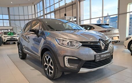 Renault Kaptur I рестайлинг, 2017 год, 1 484 000 рублей, 3 фотография