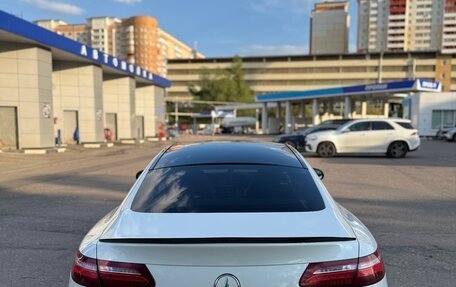 Mercedes-Benz E-Класс, 2017 год, 3 750 000 рублей, 11 фотография