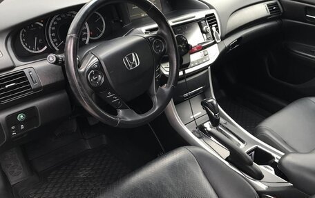Honda Accord IX рестайлинг, 2013 год, 2 000 000 рублей, 11 фотография