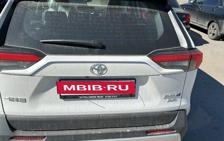 Toyota RAV4, 2025 год, 4 200 000 рублей, 7 фотография