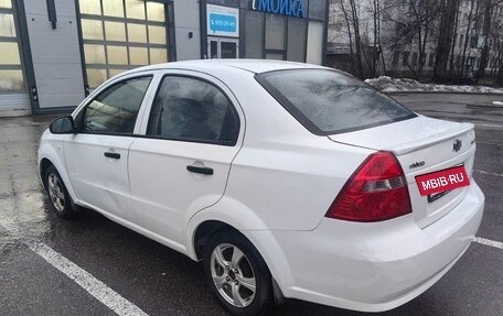 Chevrolet Aveo III, 2011 год, 309 900 рублей, 2 фотография