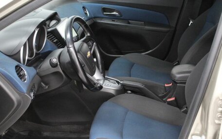 Chevrolet Cruze II, 2011 год, 740 000 рублей, 21 фотография
