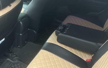 Toyota Avensis III рестайлинг, 2004 год, 480 000 рублей, 16 фотография