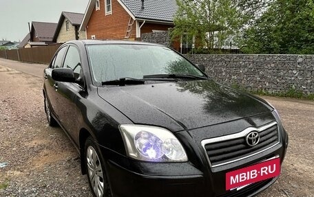 Toyota Avensis III рестайлинг, 2004 год, 480 000 рублей, 2 фотография