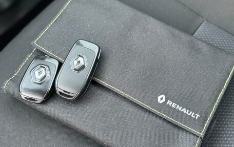 Renault Logan II, 2020 год, 665 000 рублей, 12 фотография