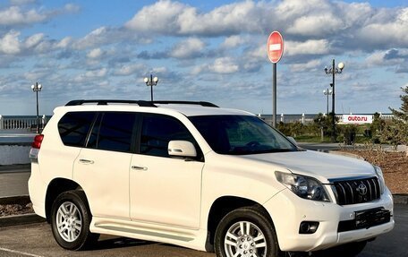 Toyota Land Cruiser Prado 150 рестайлинг 2, 2010 год, 2 950 000 рублей, 2 фотография