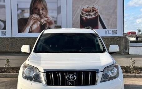 Toyota Land Cruiser Prado 150 рестайлинг 2, 2010 год, 2 950 000 рублей, 1 фотография