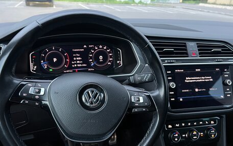 Volkswagen Tiguan II, 2019 год, 2 420 000 рублей, 10 фотография