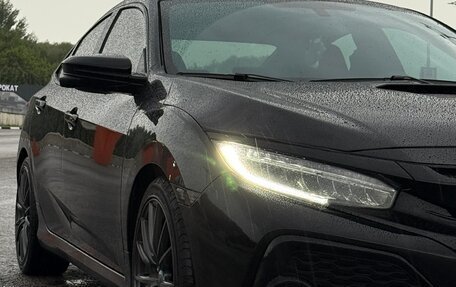 Honda Civic IX, 2017 год, 2 300 000 рублей, 2 фотография