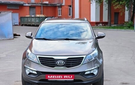 KIA Sportage III, 2011 год, 1 090 000 рублей, 2 фотография