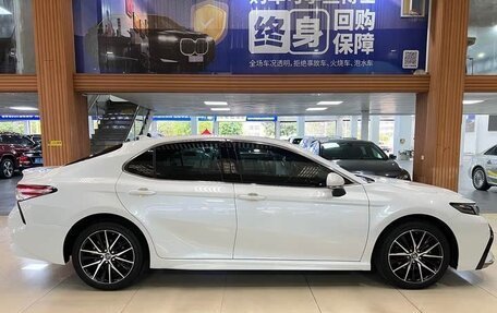 Toyota Camry, 2022 год, 2 250 100 рублей, 4 фотография