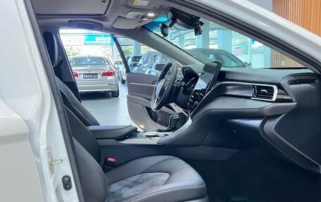 Toyota Camry, 2022 год, 2 250 100 рублей, 14 фотография
