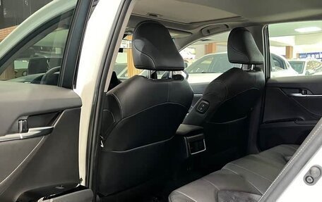 Toyota Camry, 2022 год, 2 250 100 рублей, 19 фотография