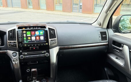 Toyota Land Cruiser 200, 2014 год, 6 900 000 рублей, 8 фотография