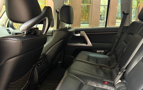 Toyota Land Cruiser 200, 2014 год, 6 900 000 рублей, 10 фотография