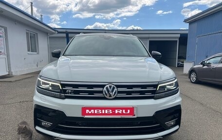 Volkswagen Tiguan II, 2019 год, 3 000 000 рублей, 3 фотография