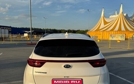 KIA Sportage IV рестайлинг, 2020 год, 2 500 000 рублей, 20 фотография