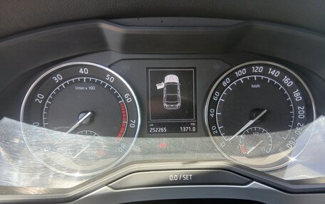 Skoda Superb III рестайлинг, 2017 год, 1 590 000 рублей, 4 фотография