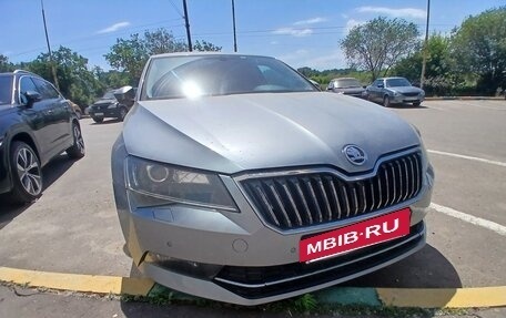 Skoda Superb III рестайлинг, 2017 год, 1 590 000 рублей, 2 фотография