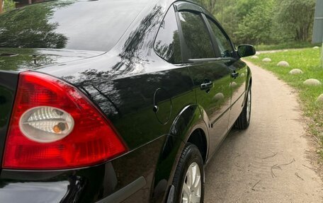 Ford Focus II рестайлинг, 2005 год, 590 000 рублей, 2 фотография