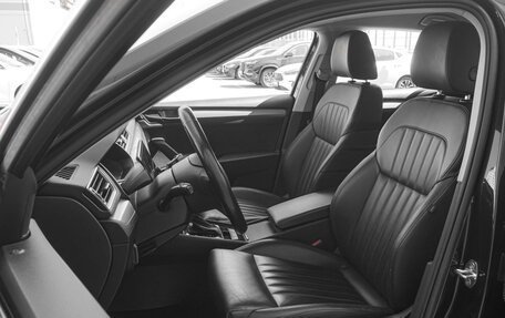 Skoda Superb III рестайлинг, 2019 год, 2 100 000 рублей, 10 фотография