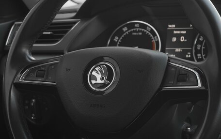 Skoda Superb III рестайлинг, 2019 год, 2 100 000 рублей, 19 фотография