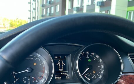 Skoda Superb III рестайлинг, 2011 год, 1 100 000 рублей, 12 фотография