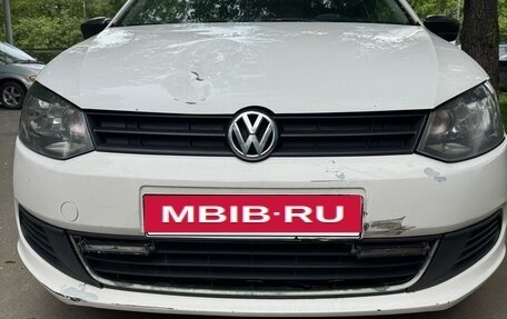 Volkswagen Polo VI (EU Market), 2013 год, 550 000 рублей, 3 фотография
