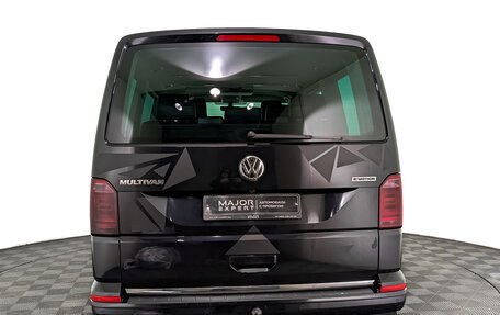 Volkswagen Multivan T6 рестайлинг, 2018 год, 3 745 000 рублей, 6 фотография