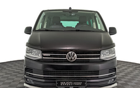 Volkswagen Multivan T6 рестайлинг, 2018 год, 3 745 000 рублей, 2 фотография