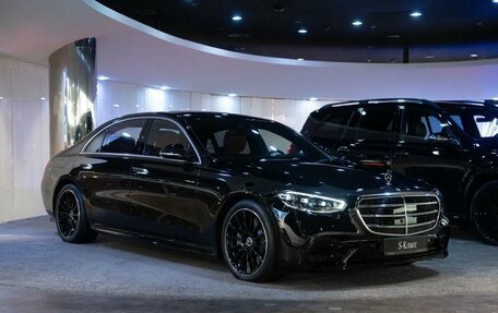 Mercedes-Benz S-Класс, 2022 год, 22 000 000 рублей, 3 фотография