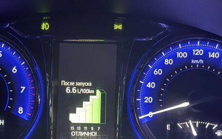 Toyota Camry, 2017 год, 2 750 000 рублей, 9 фотография