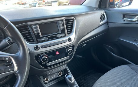 Hyundai Solaris II рестайлинг, 2018 год, 1 175 000 рублей, 14 фотография