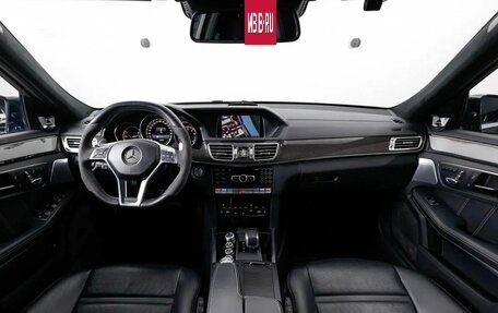 Mercedes-Benz E-Класс AMG, 2014 год, 4 500 000 рублей, 10 фотография