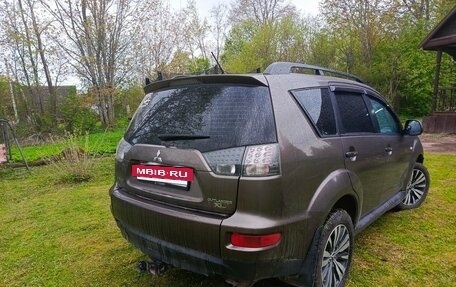 Mitsubishi Outlander III рестайлинг 3, 2011 год, 1 195 000 рублей, 6 фотография