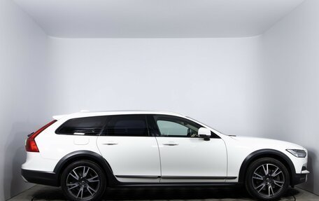 Volvo V90 Cross Country I рестайлинг, 2019 год, 4 320 000 рублей, 4 фотография