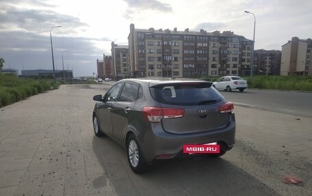 KIA Rio III рестайлинг, 2017 год, 700 000 рублей, 5 фотография