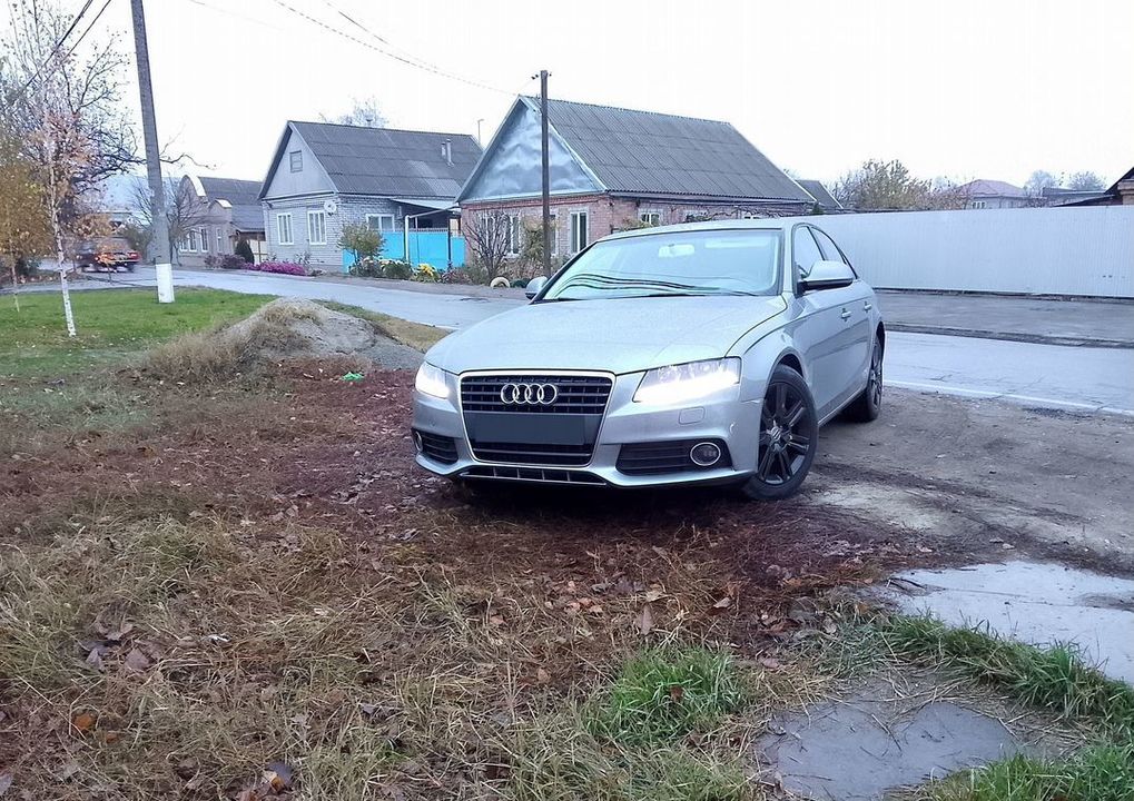 Audi A4, 2009 год, 1 200 000 рублей, 11 фотография