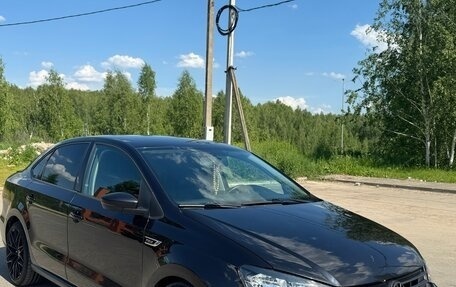 Volkswagen Polo VI (EU Market), 2018 год, 1 300 000 рублей, 1 фотография